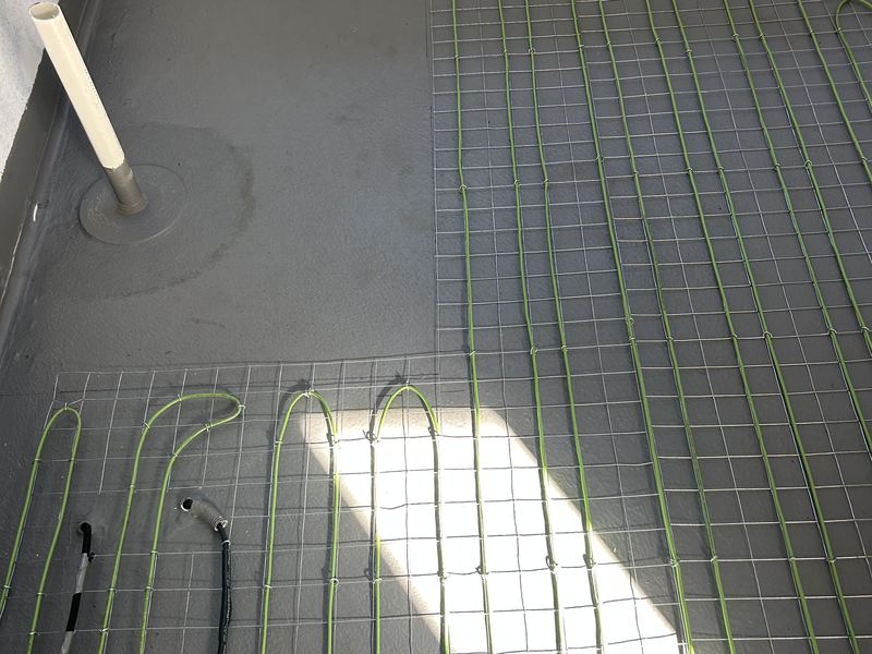 Electric underfloor heating installation photo 2